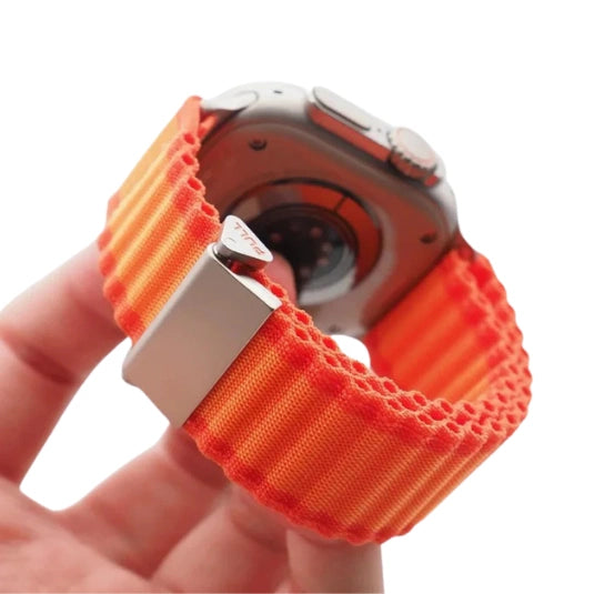 cinturino in nylon tubolare arancione per apple watch vista laterale